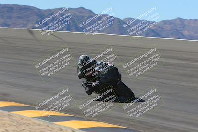 media/Oct-01-2023-SoCal Trackdays (Sun) [[4c570cc352]]/Bowl (1020am)/